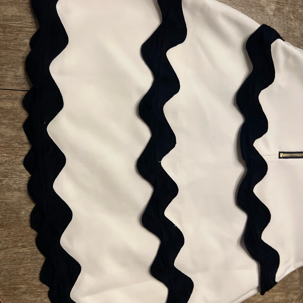 Sail to Sable navy/white with bright gold exposed zipper size 0 dress. Worn once - Picture 7 of 8
